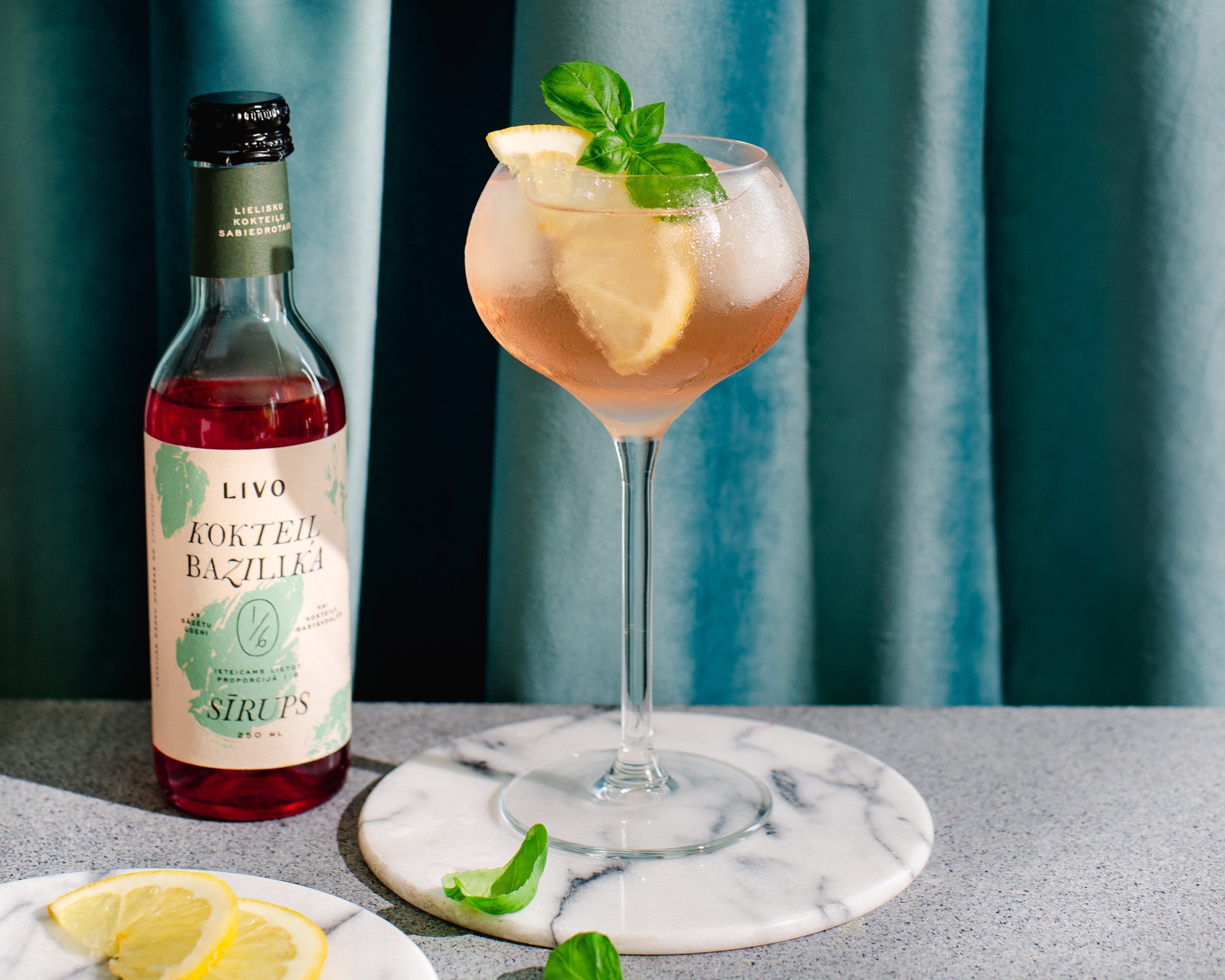 ba kokteilis Bazilika Spritz
